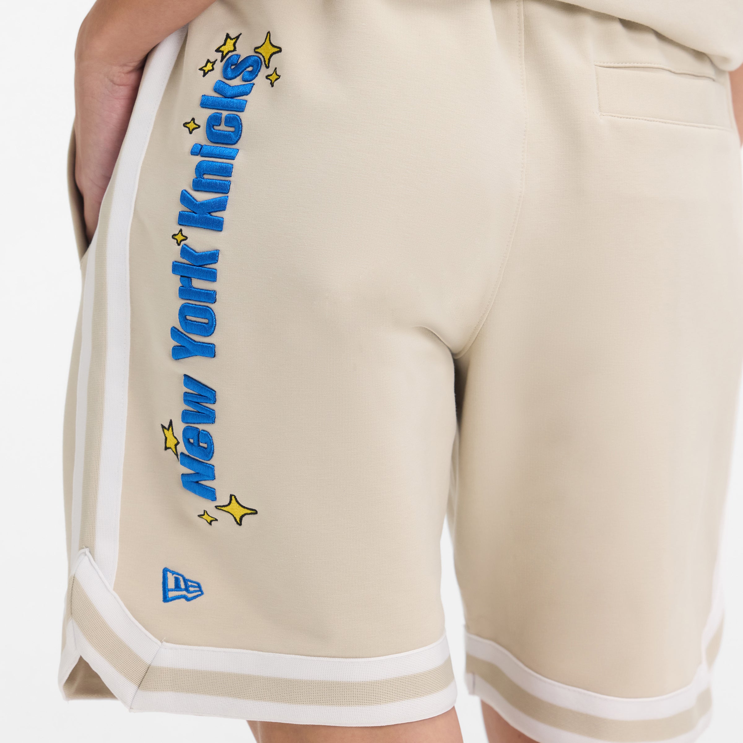 Cleveland Cavaliers Stone Logo Select Shorts - Image 4