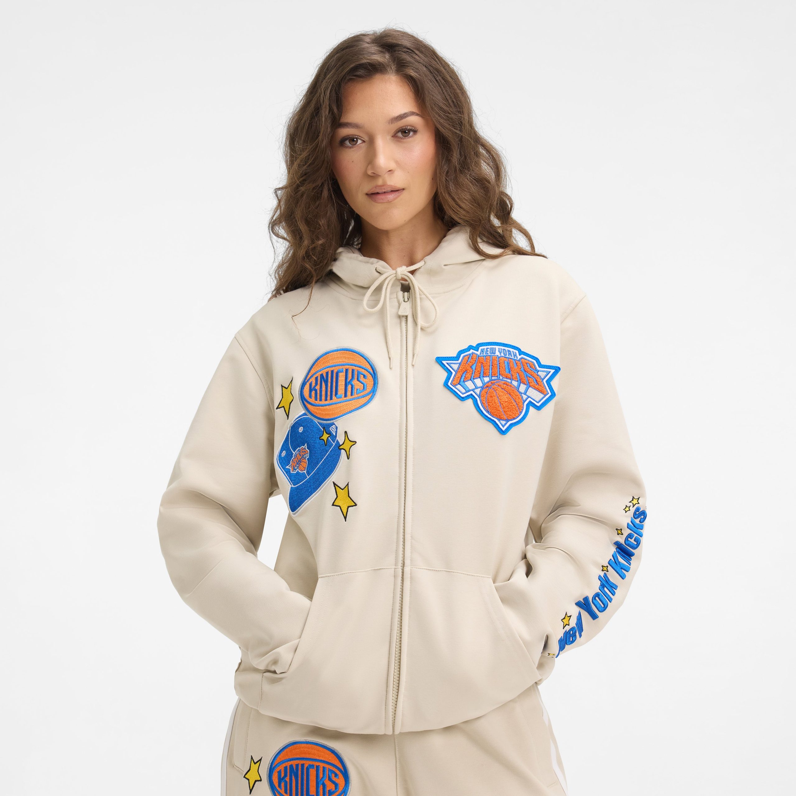 Boston Celtics Stone Logo Select Full-Zip Hoodie - Image 2