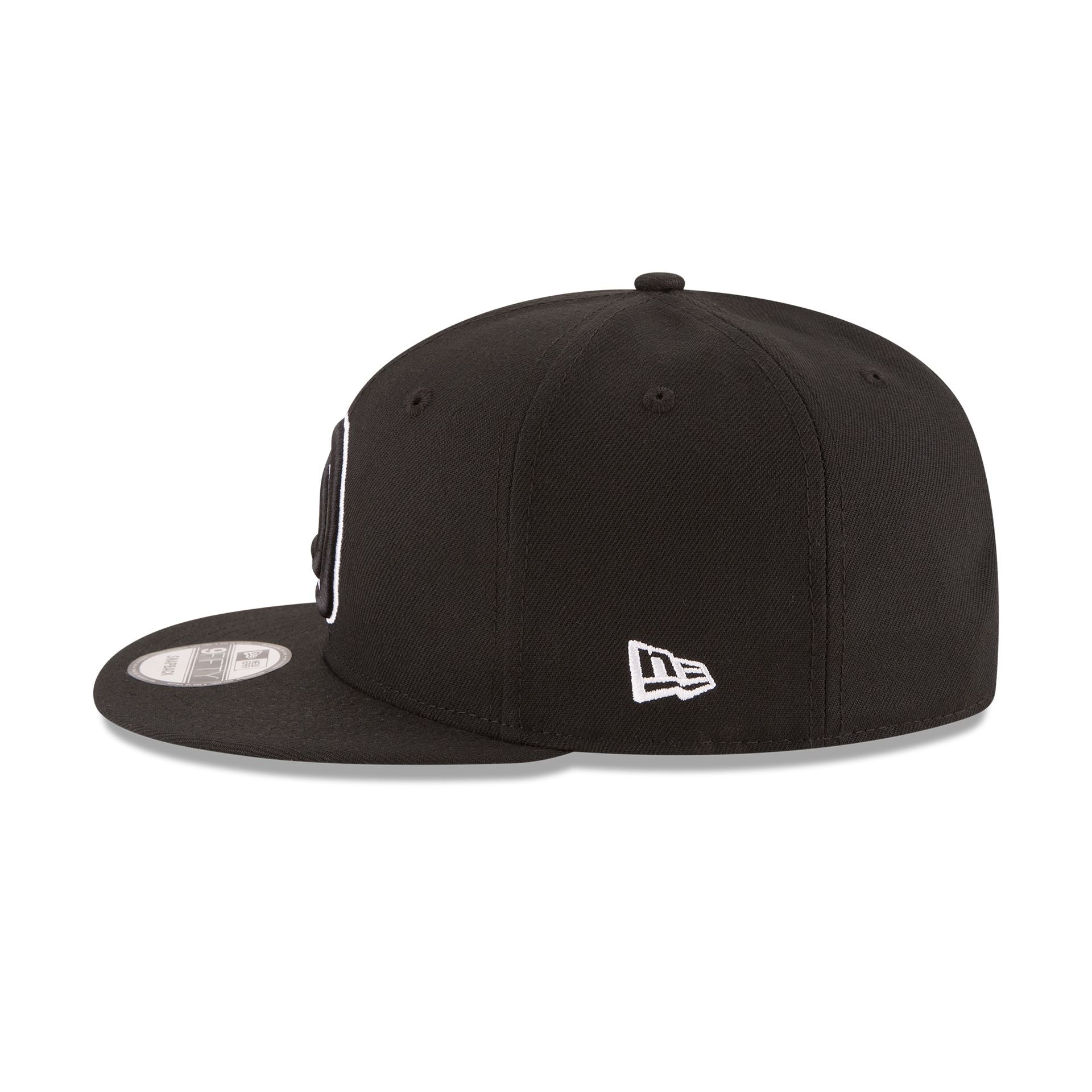 Atlanta Hawks Basic Black & White 9FIFTY Snapback Hat - Image 4