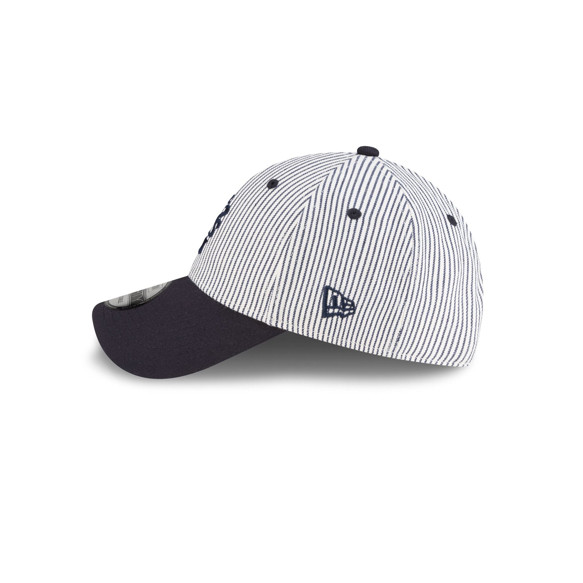 Chelsea FC Pinstripe 9FORTY Adjustable Hat - Image 4