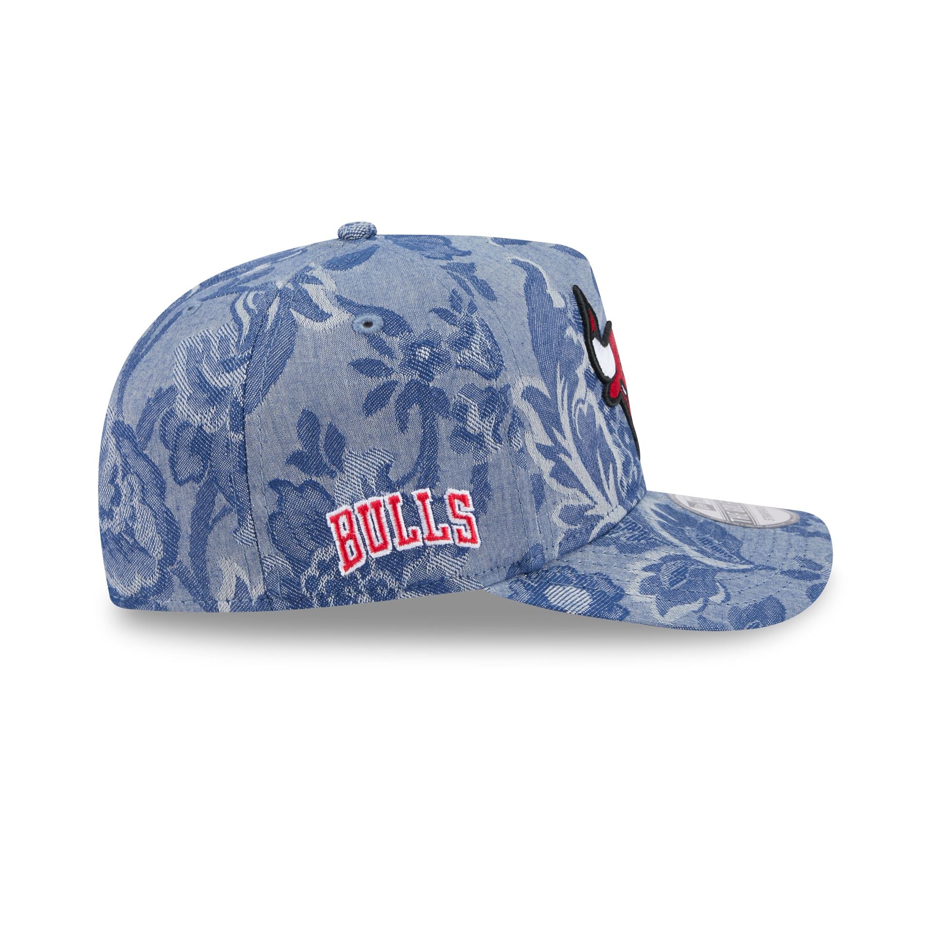 Chicago Bulls Denim Jacquard Golfer Hat - Image 4