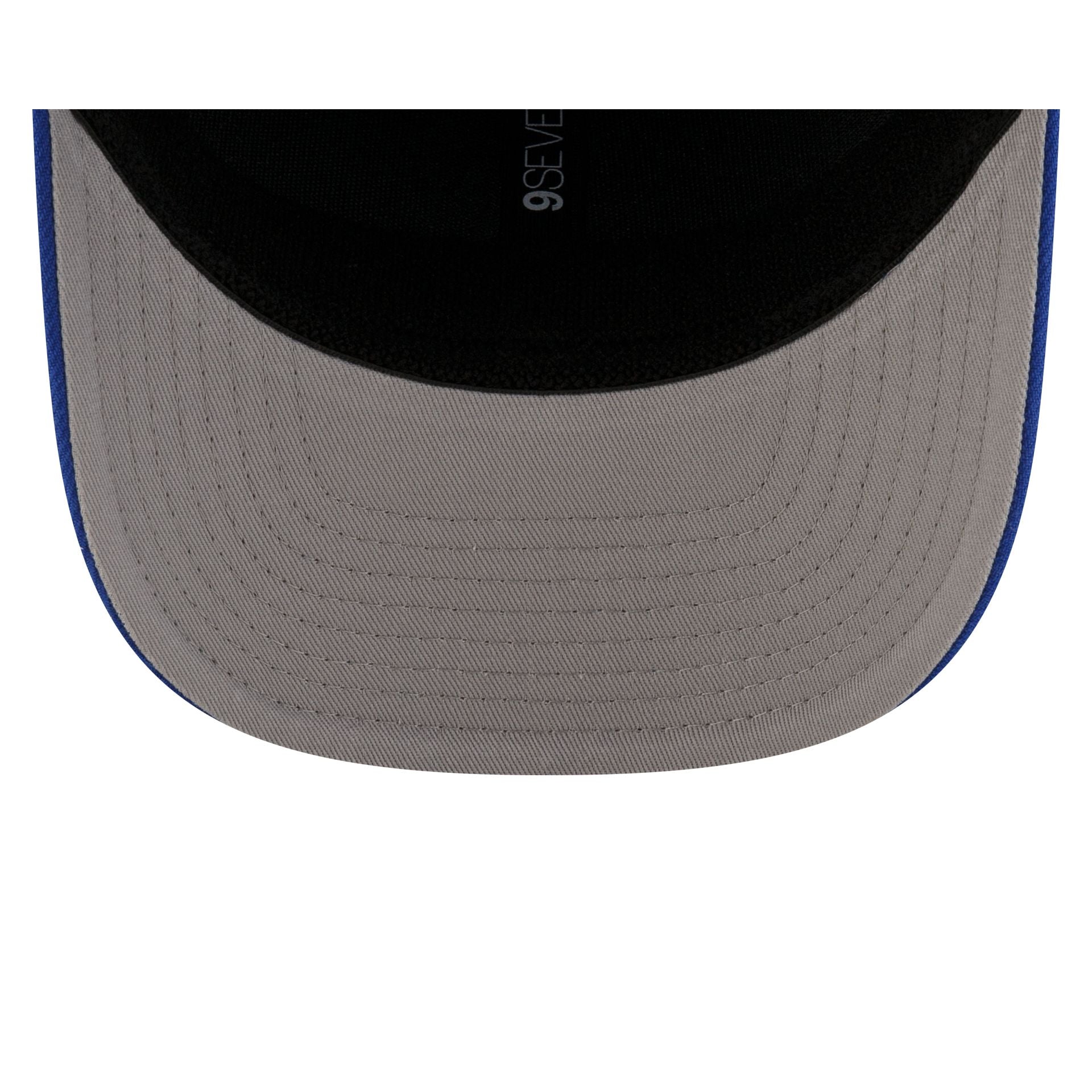 New York Knicks Team 9SEVENTY Stretch-Snap Hat - Image 14