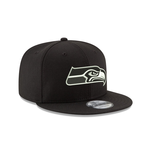 Seattle Seahawks Black and White 9FIFTY Snapback Hat - Image 3